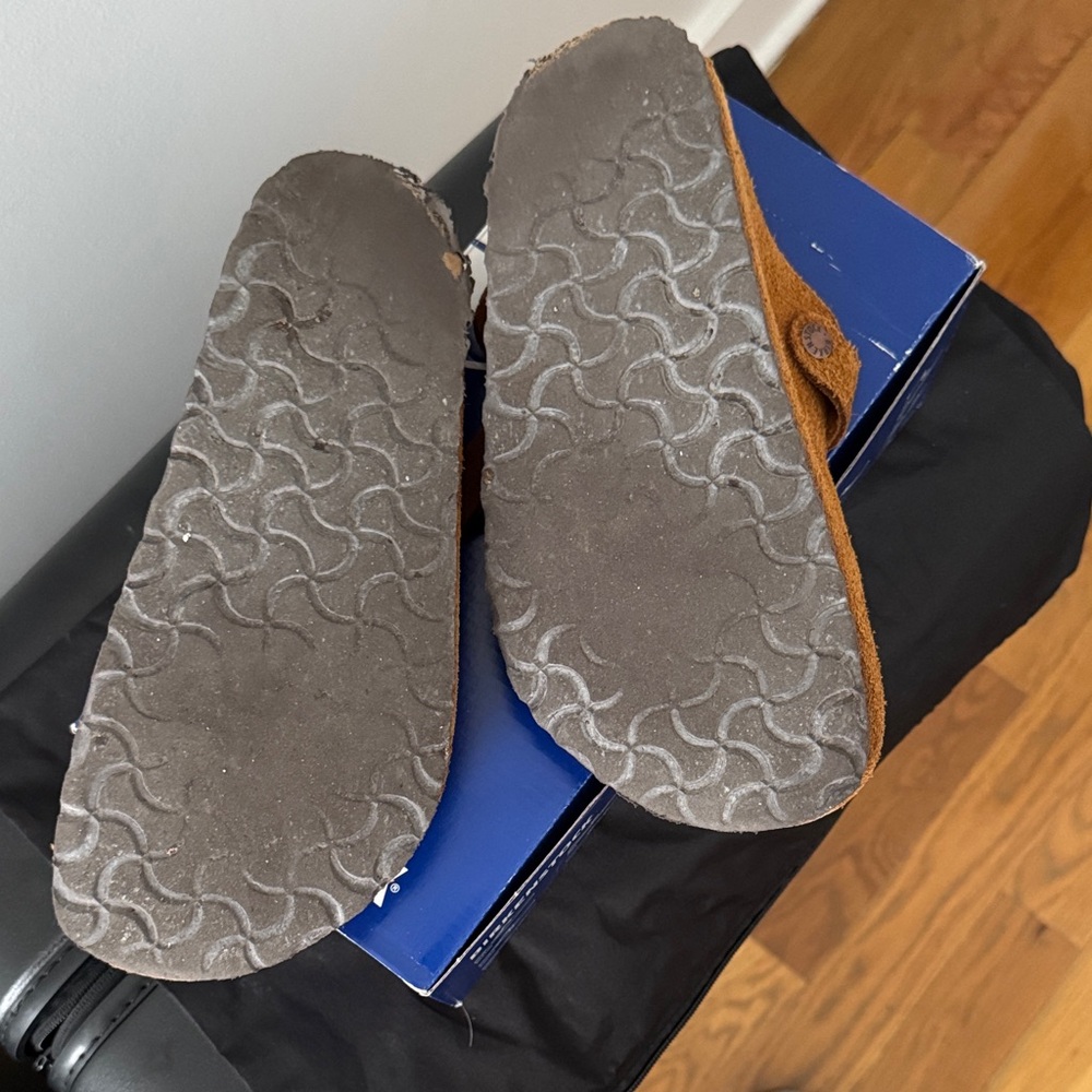 Birkenstock Women's Tan Suede Shoes - Picture 3 of 6